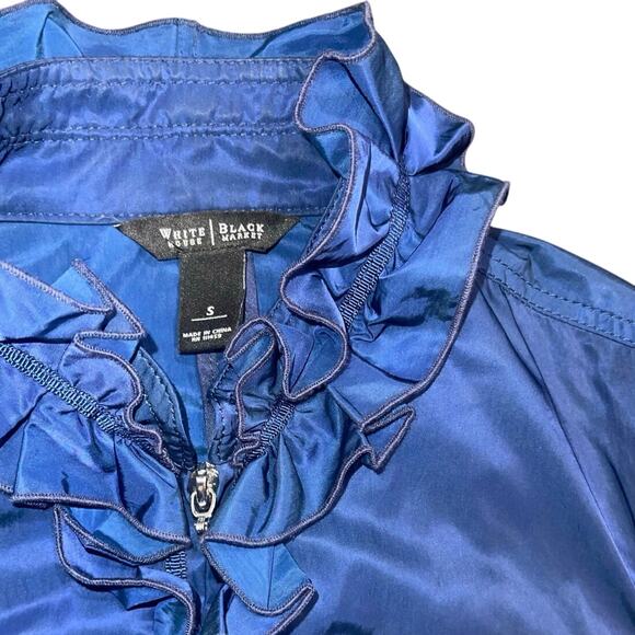 White House Black Market Belted Blue Nylon Ruffle Jacket coat Zip up Size XS - Picture 3 of 5